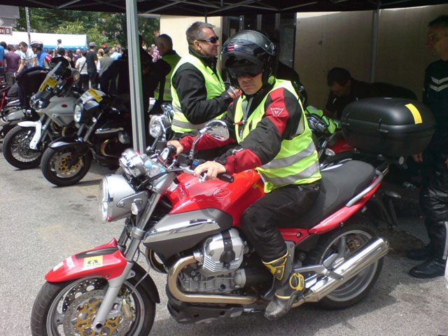 Moto-Guzzi Breva 1200 ABS i moto komesar Mati�