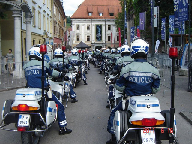 Obezbe�enje trke Po Sloveniji